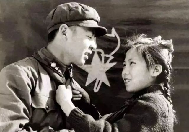 1年后鉴定人披露事故发生的详情惹人泪目K8凯发国际1962年雷锋因公牺牲4(图7)
