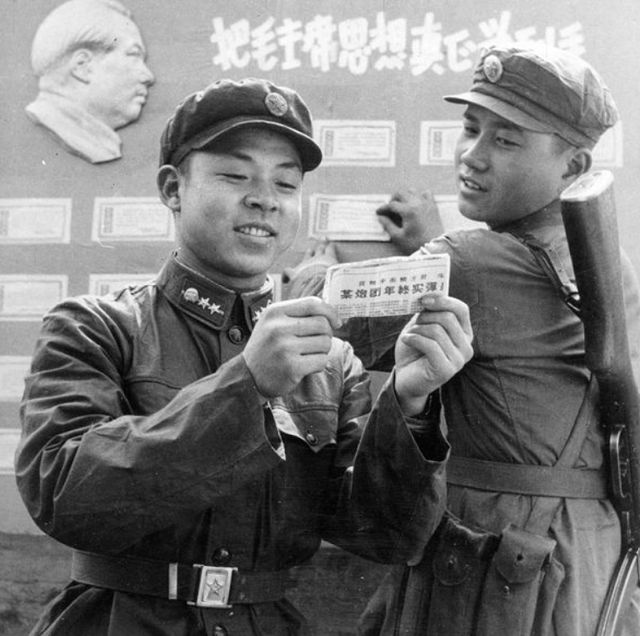 1年后鉴定人披露事故发生的详情惹人泪目K8凯发国际1962年雷锋因公牺牲4(图8)